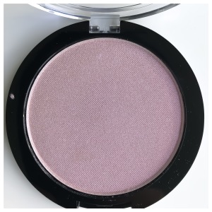 NYX Duo Chromatic Duochrome Illuminating Powder Review Swatches Swatch Lavender Steel